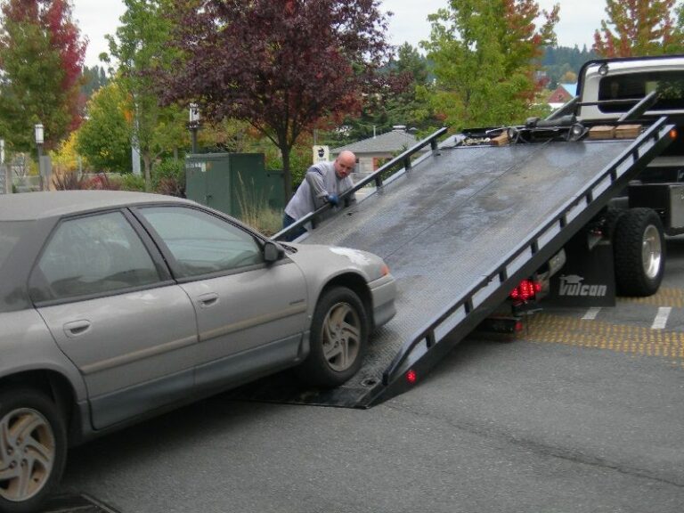 Flatbed Tow Truck for Sale – Craigslist Selling Tips Without Getting Robbed