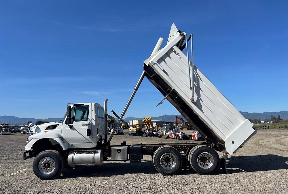 Craigslist Dump trucks for sale - International WorkStar 7600