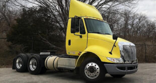 Used Semi trucks for sale on Craigslist by owner