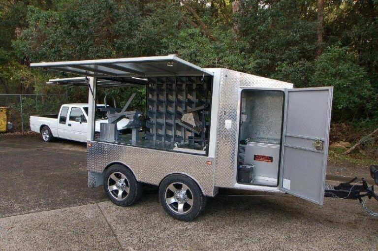 Farrier Trailer for Sale on Craigslist Must Ask Checklists Trucks Brands