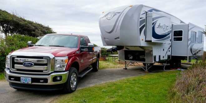 Truck Rental with 5th Wheel Hitch