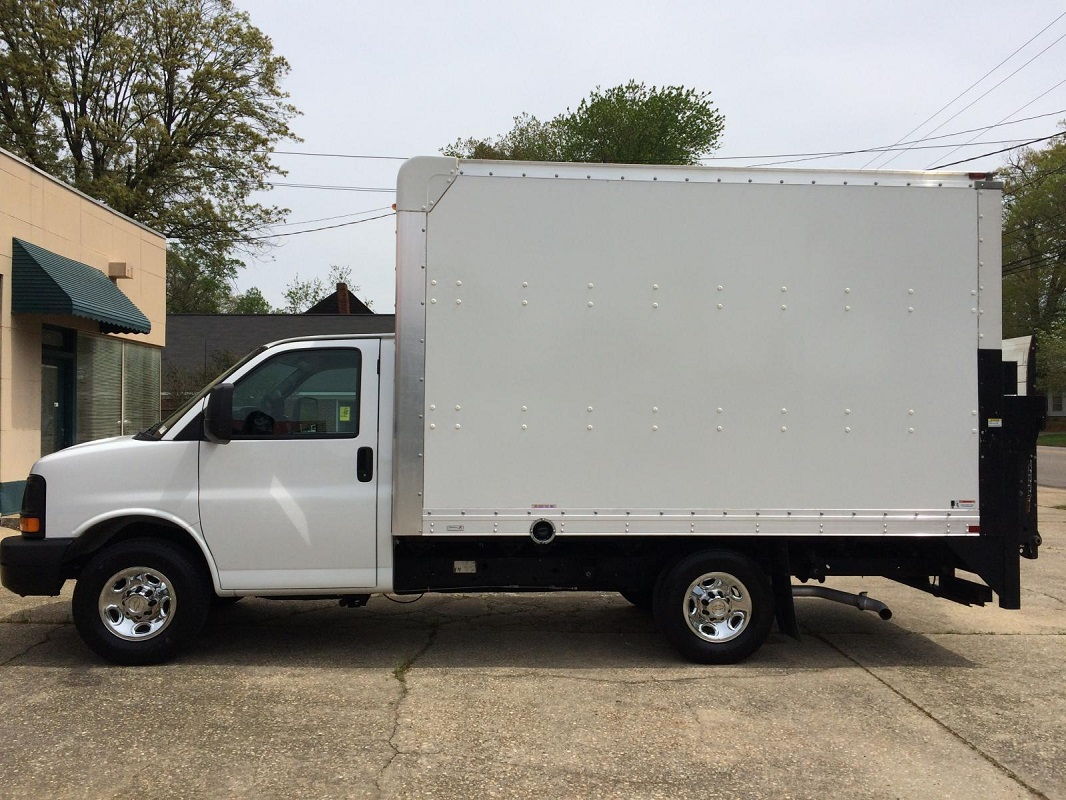 Box Truck 12ft