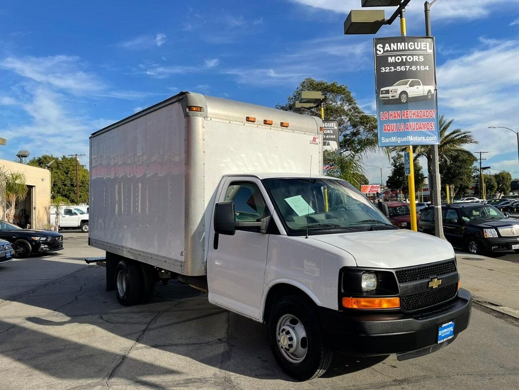 Box Truck for Sale Los Angeles