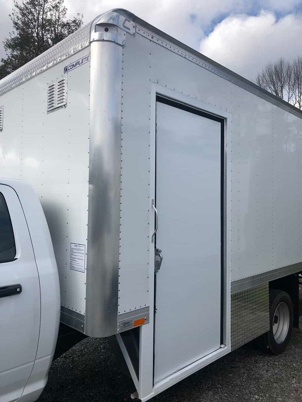 Box Truck with Side Door