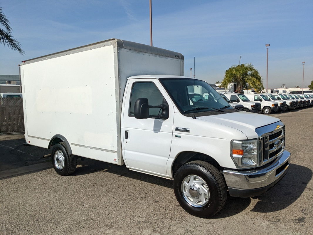 Box Truck Dealers