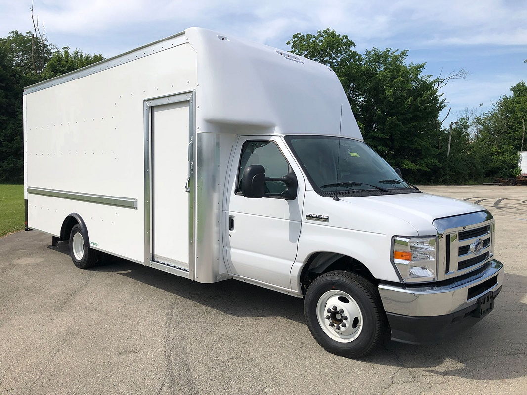 Box Truck with Side Door