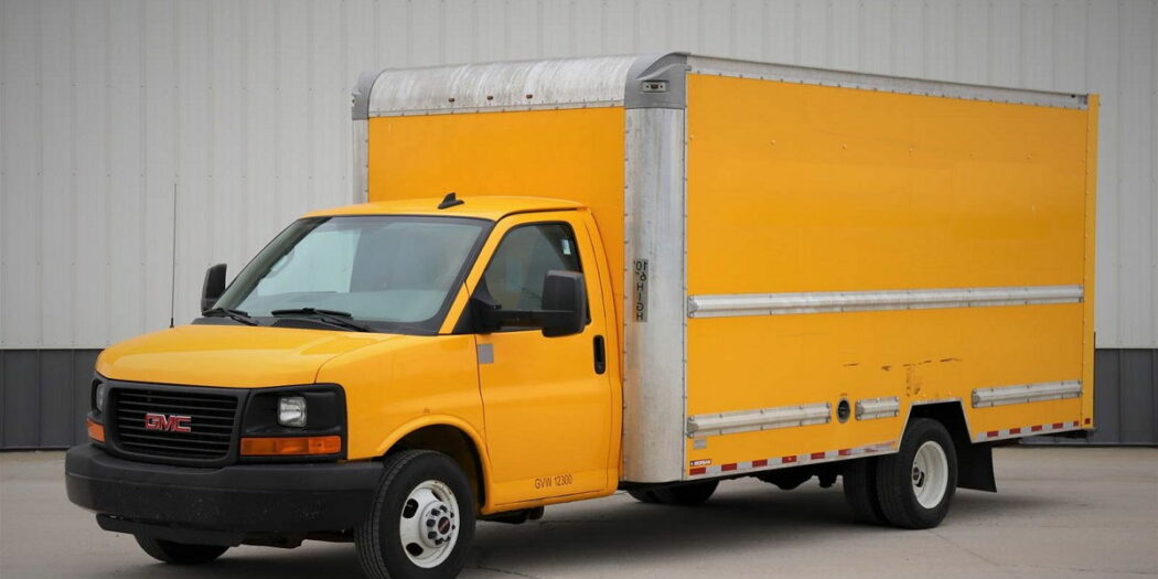 Box Truck Dealers, How to Get Lease? Trucks Brands