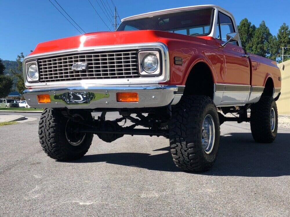 Old Lifted 4x4 Chevy trucks for sale