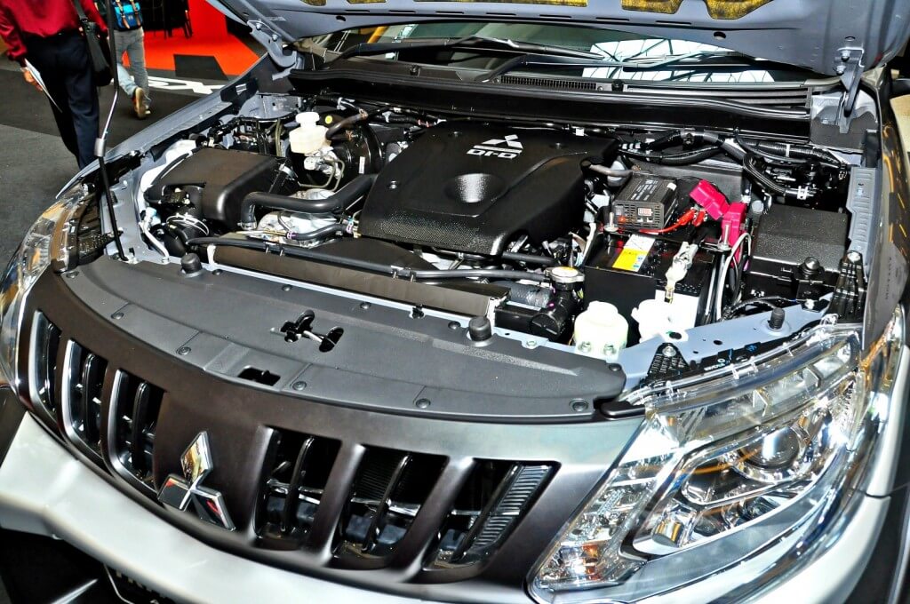 Mitsubishi L200 Triton with MIVEC Turbo Diesel Engine