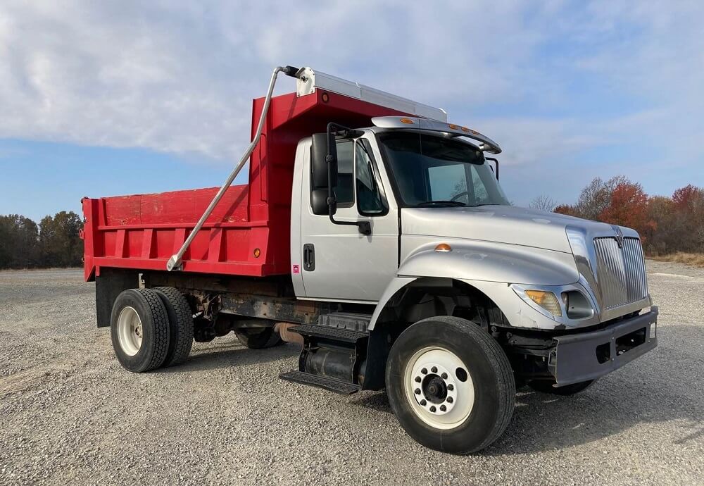 Single axle dump truck for sale on Craigslist - 2005 International WorkStar 7400 Dump Trucks