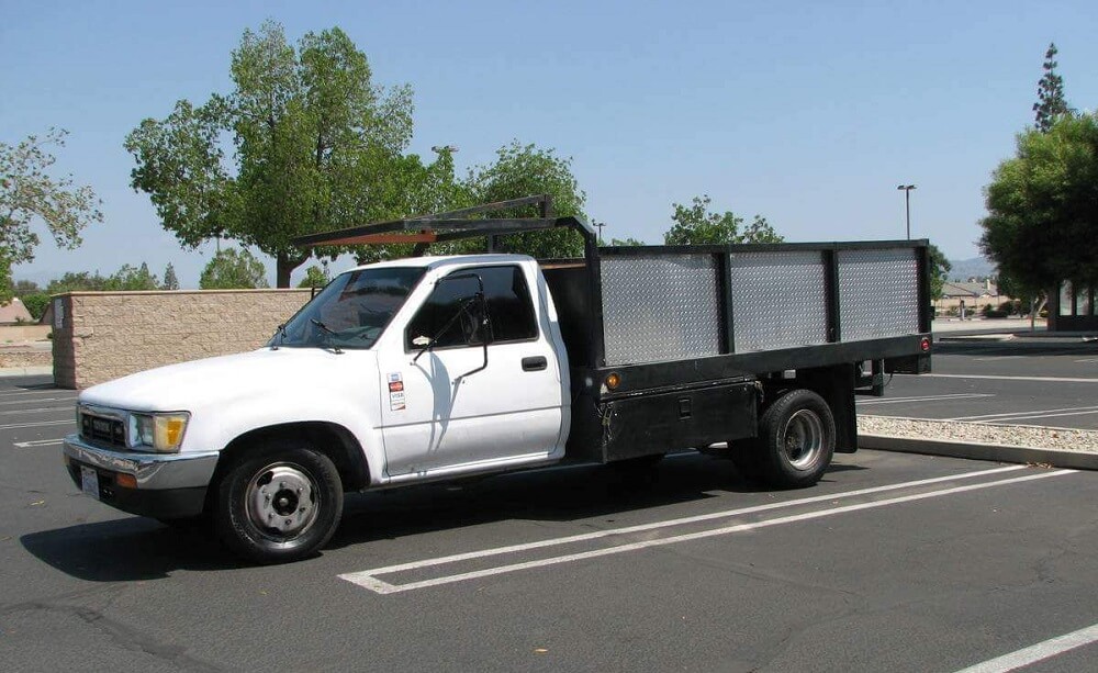 Toyota dually for sale on Craigslist - 1986 V6 Toyota one ton flatbed dually