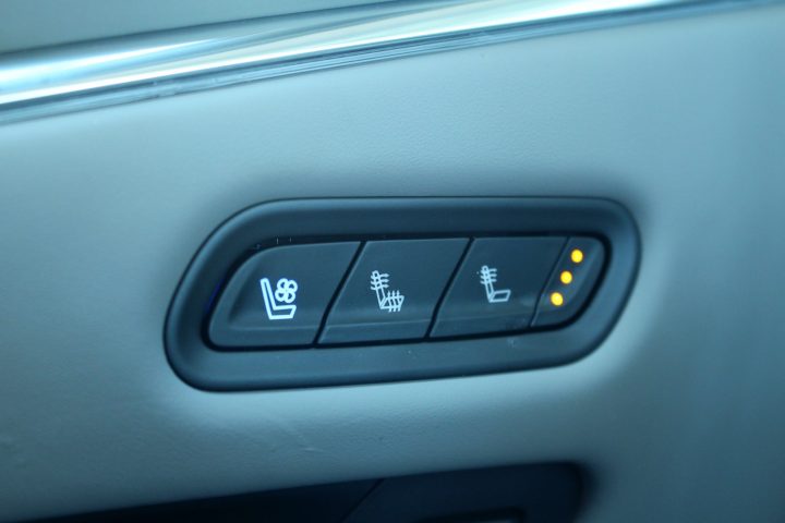 Heated seat button on Chevy 4x4 Trucks For Sale