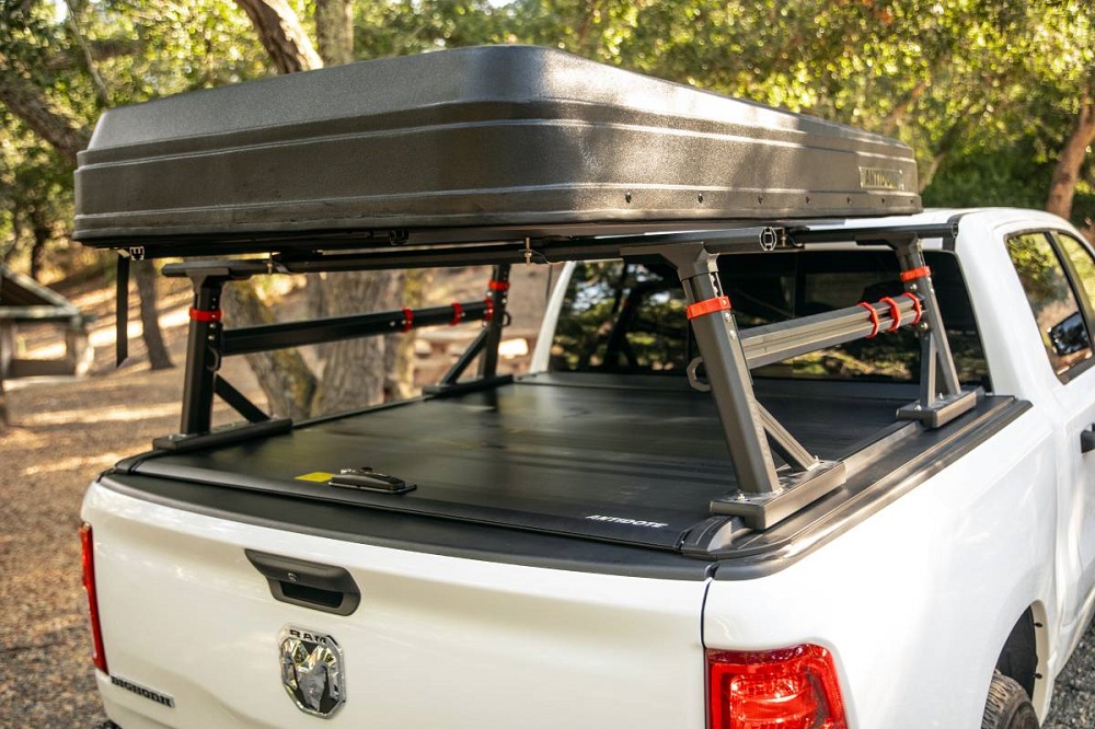 Retracable tonneau bed cover