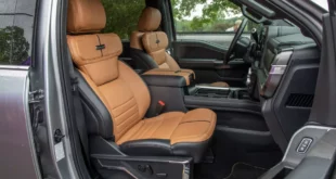 the front seat covers of 2023 ford super duty f250