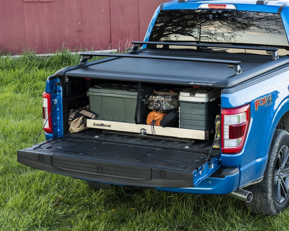 Hard bed covers for trucks