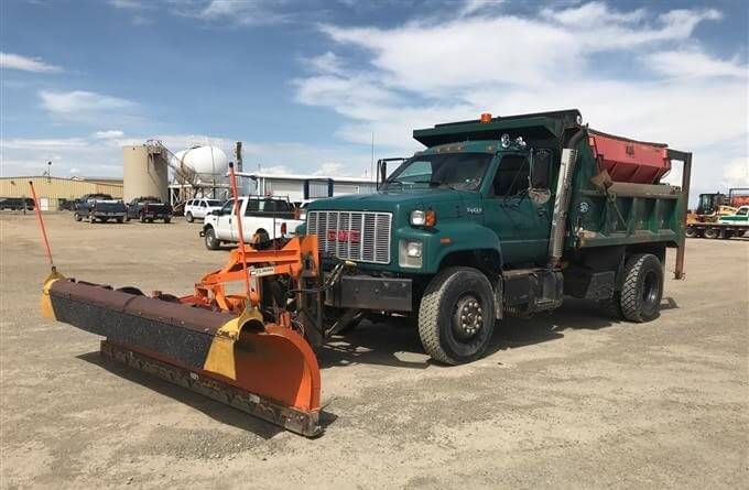 1992 GMC TopKick with snow plow attachment