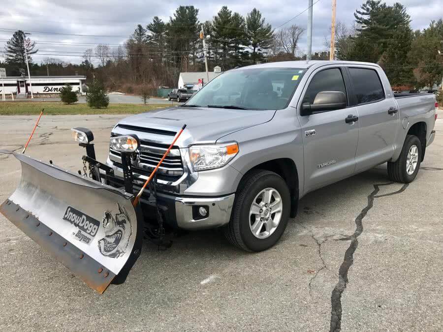 Toyota Tundra with a snow plow attachment