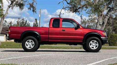 2001 Toyota Tacoma SR5