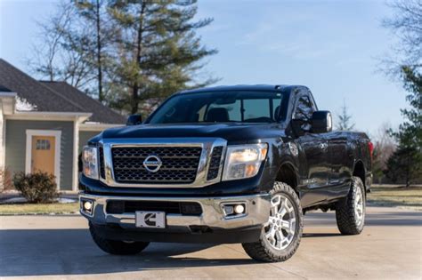 2017 Nissan Titan XD SV