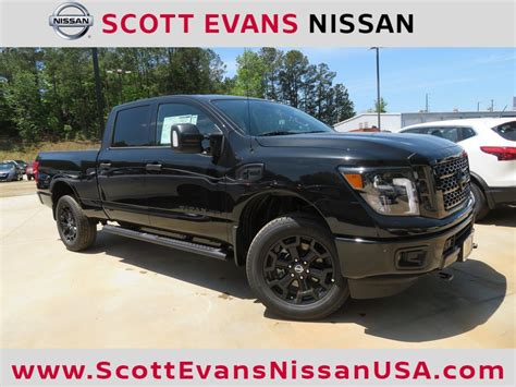 2018 Nissan Titan XD SV