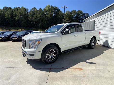 2021 Nissan Titan SV