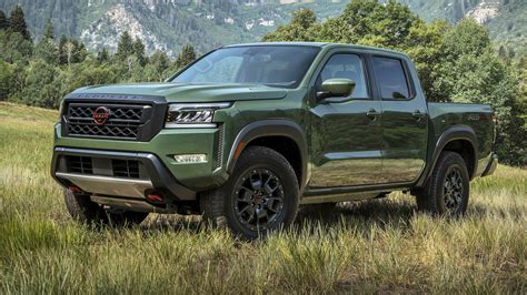 2023 Nissan Frontier S