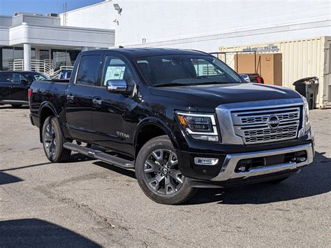 2023 Nissan Titan Platinum Reserve