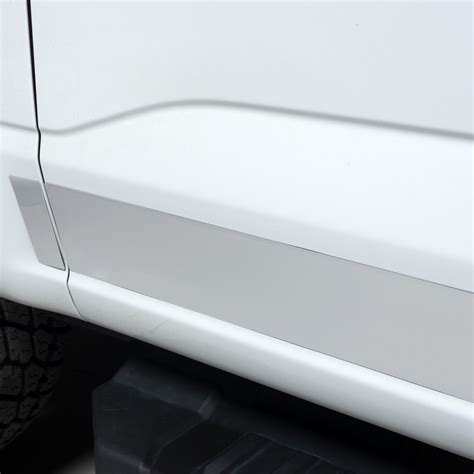 BAK INDUSTRIES Stainless Steel Rocker Panel Trim for 2022 Toyota Tundra