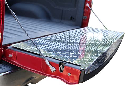 Revolutionizing Safety: Impact-Resistant Tailgate Protection Panel for Vehicles