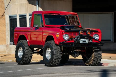 1970 Ford Bronco Half Cab Custom
