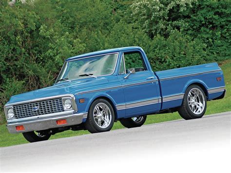 Classic Truck Rolling Chassis for Sale: Perfect Restoration Opportunity