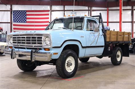 1974 Dodge D200 Wrecker