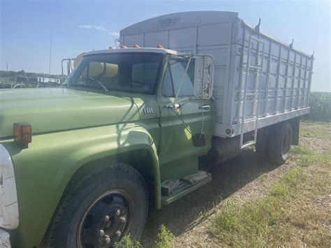 Rare Vintage Ford Cabover Truck for Sale – Classic Automotive Treasure