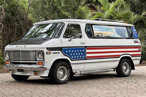 1976 GMC Vandura 2500 Custom