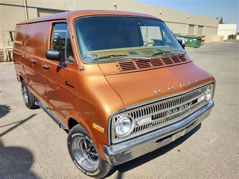 1977 Dodge B200 Tradesman Van