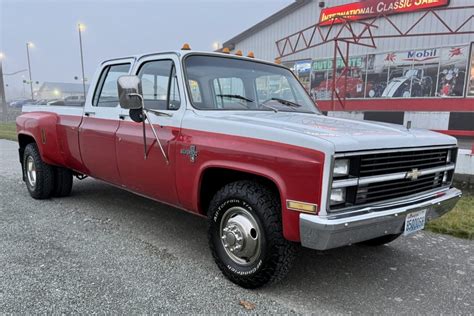 1983 Chevrolet C30 Dually