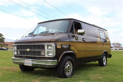 1983 Chevy G10 Shorty Van