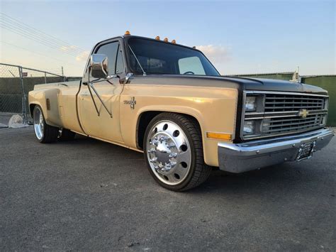1984 Chevrolet C30 Dually