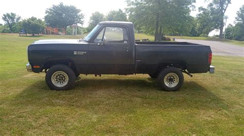 1984 Dodge D150