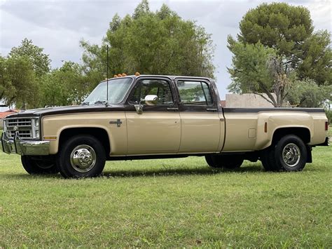 1985 Chevrolet C30 Dually