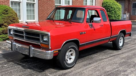 1990 Dodge Ram 1500 LE