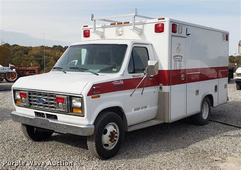 1991 Ford E-350 Ambulance