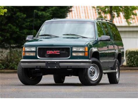 2001 GMC Suburban SLT 454