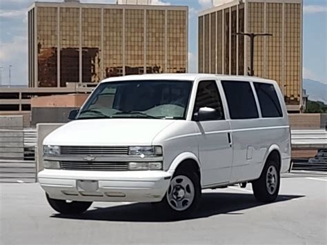 2003 Chevrolet Astro Van 4x4 Custom
