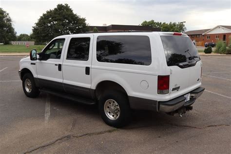 2004 Ford Excursion V10 XLT 4WD