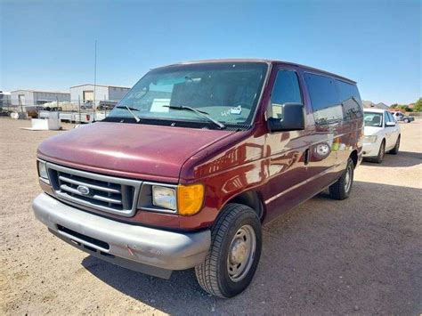 2006 Ford Chateau Club Wagon