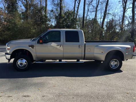 Ford F350 Crew Cab Classic for Sale: A Timeless Truck